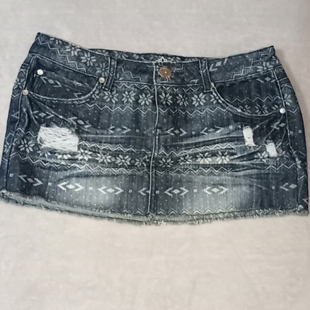 🆕️NWOT denim mini skirt